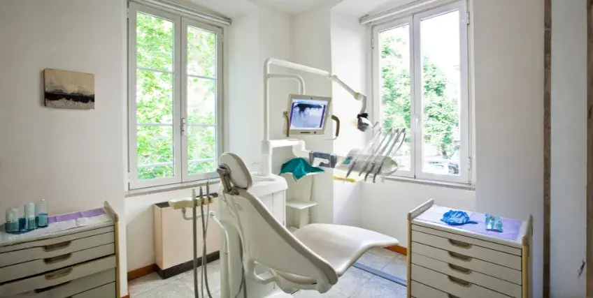Structuring Your Partnership: Financing Options When Buying into a Dental Practice Structuring Your Partnership: Financing Options When Buying into a Dental Practice